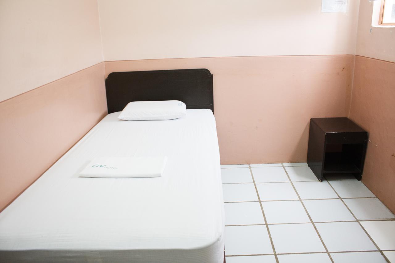 Gv Hotel - Naval Biliran Экстерьер фото