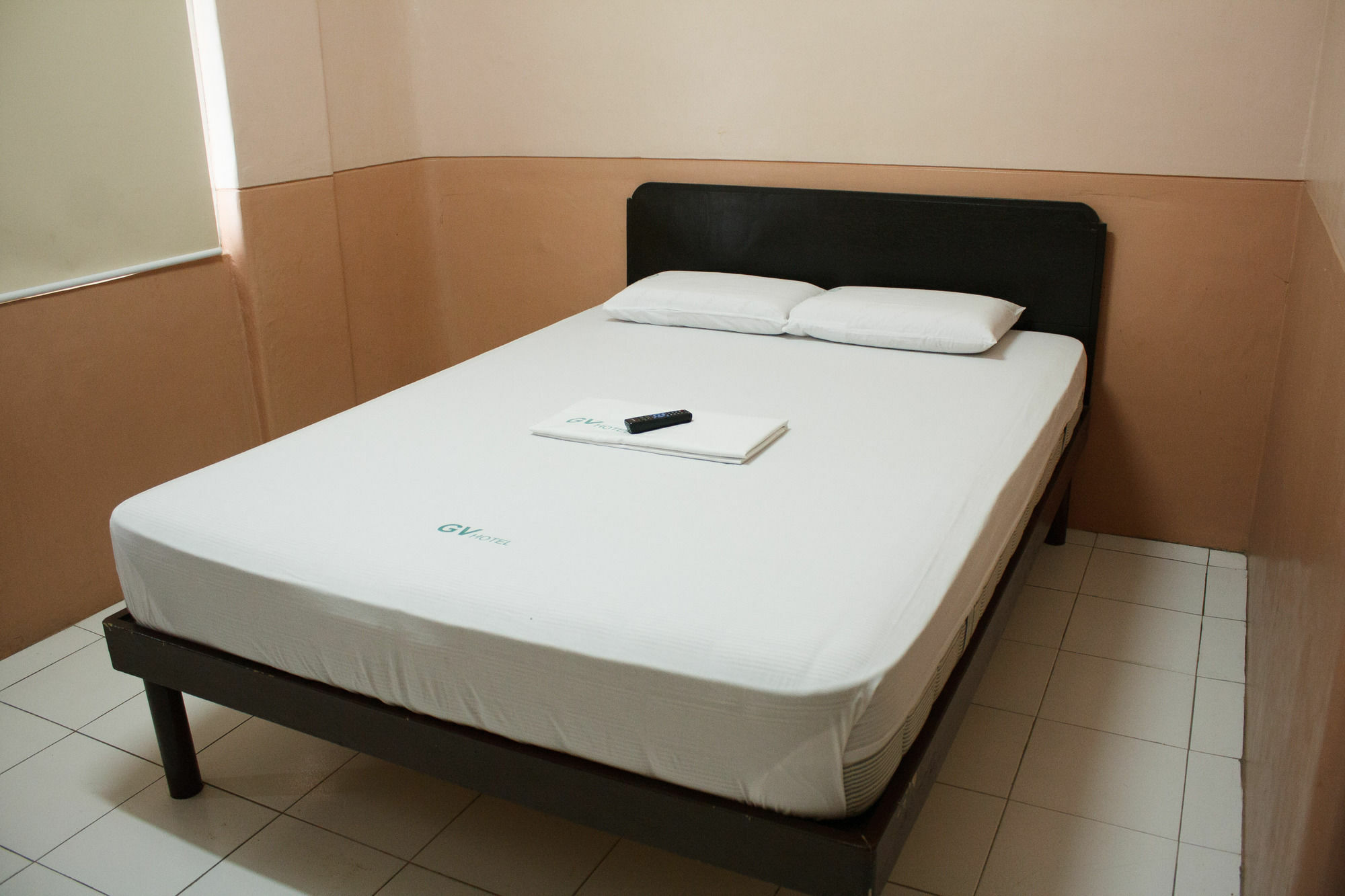 Gv Hotel - Naval Biliran Экстерьер фото